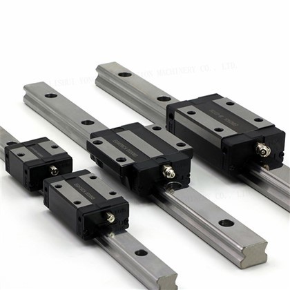 Thanh trượt của mỗi hướng dẫn tuyến tính sẽ được kiểm tra sau khi cài đặt.